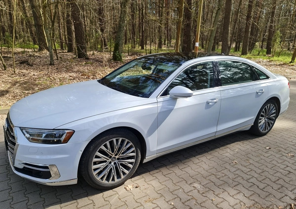 Audi A8 cena 210000 przebieg: 97000, rok produkcji 2019 z Warszawa małe 667